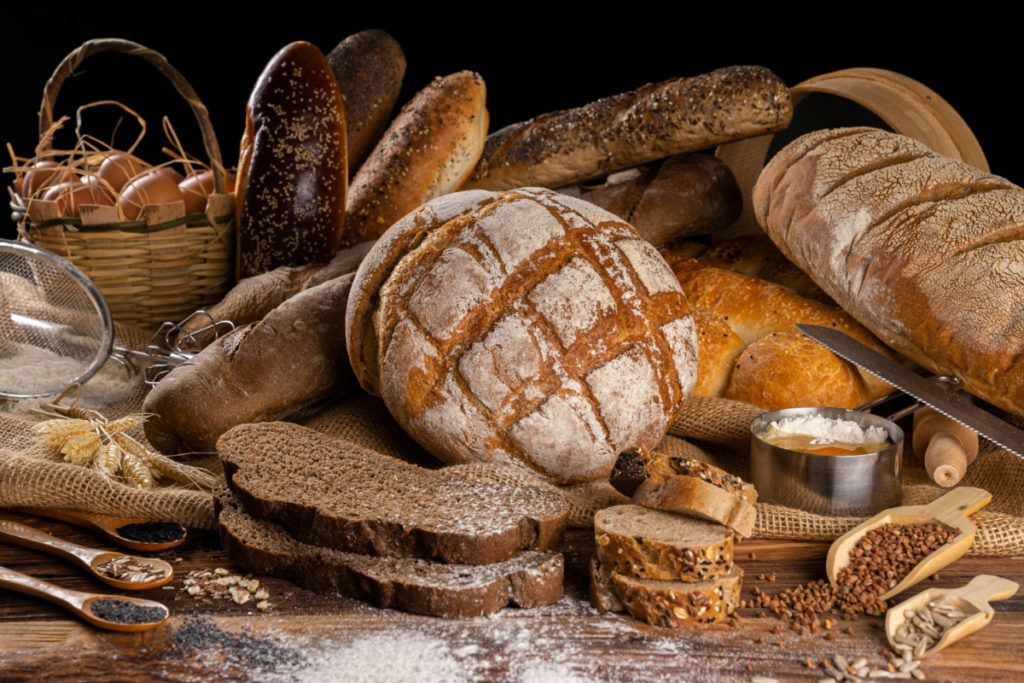 Pain de campagne, baguettes et farine